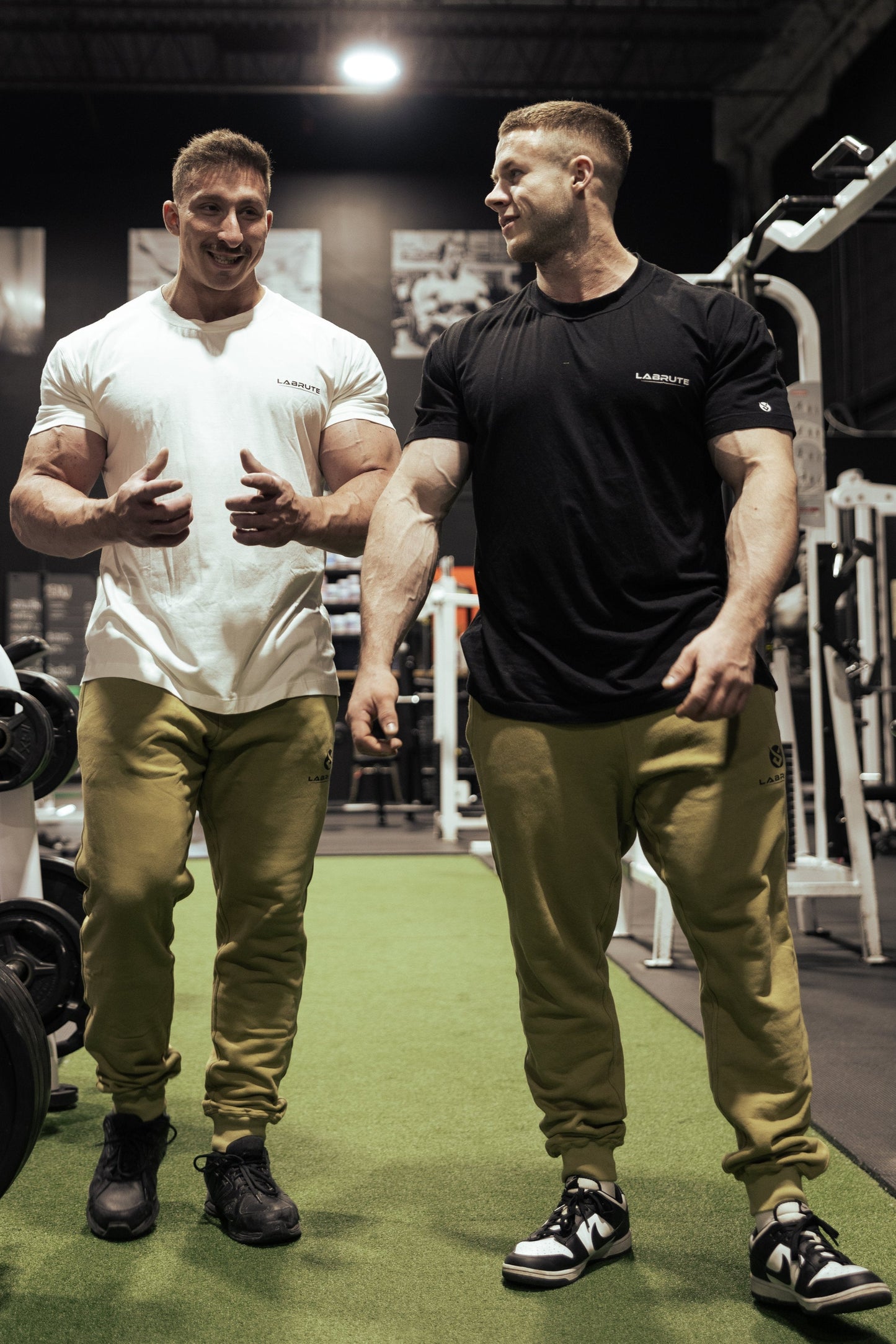 Labrute,labrutenation,brutestrength,gym,gymwear,sport,sportwear,fitness,fitwear,active,activewear,bigsize,premium,premiumwear,Canada,montreal,vêtementsdesport,vêtementsdegym,vêtementspoursentraîner,musculation,confortable,durable,écoresponsable