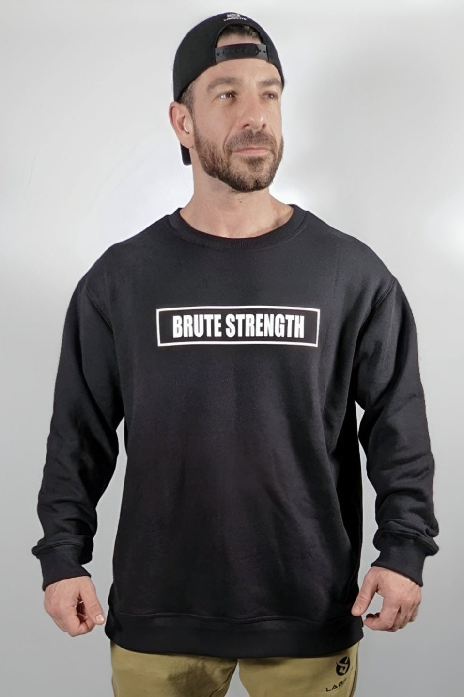 premiumwear,activewear,gymwear,apparel,athletic,bodybuilding,fitness,sport,gym,Labrute,men,man,homme,Canada,Québec,clothing,crewneck,sweatshirt,chandail,colrond,organic,organique,eco,bio,vetement,manchelongue,sweater,noir,black,labrutestrength,brute,brutestrength