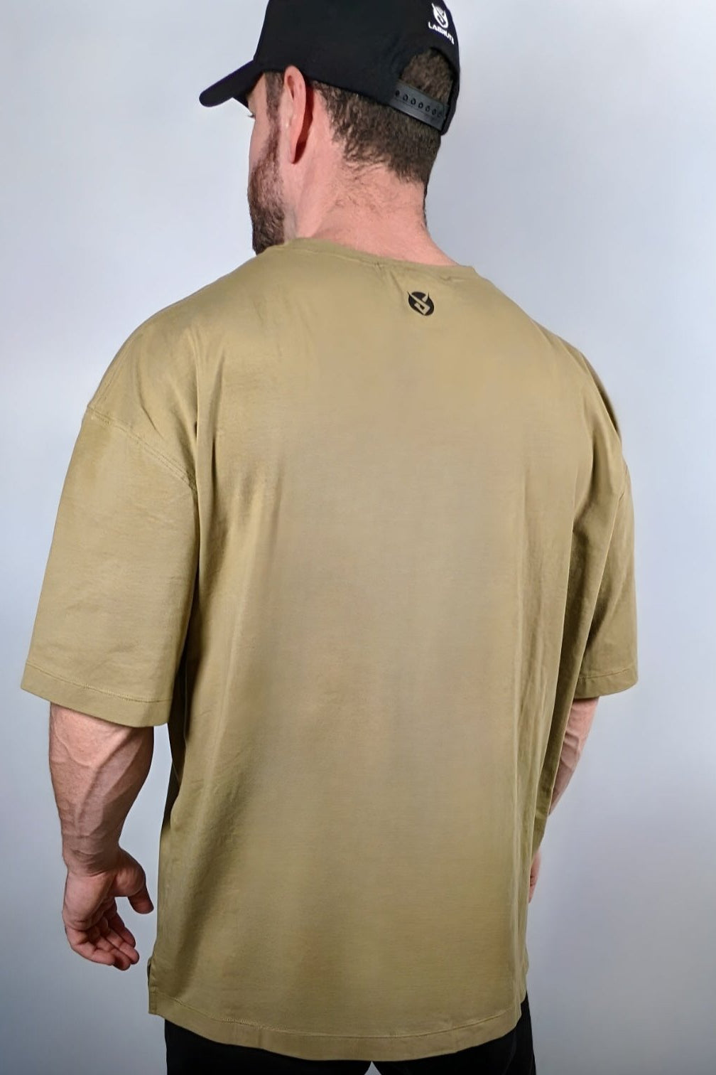premiumwear,activewear,gymwear,apparel,athletic,bodybuilding,fitness,sport,gym,Labrute,men,man,homme,Canada,Québec,clothing,tshirt, oversize,khaki,kaki,labrutenation,brute,labrutestrength,brutestrength,manchecourte,coton,cotton,organique,organic,eco,bio,vetement