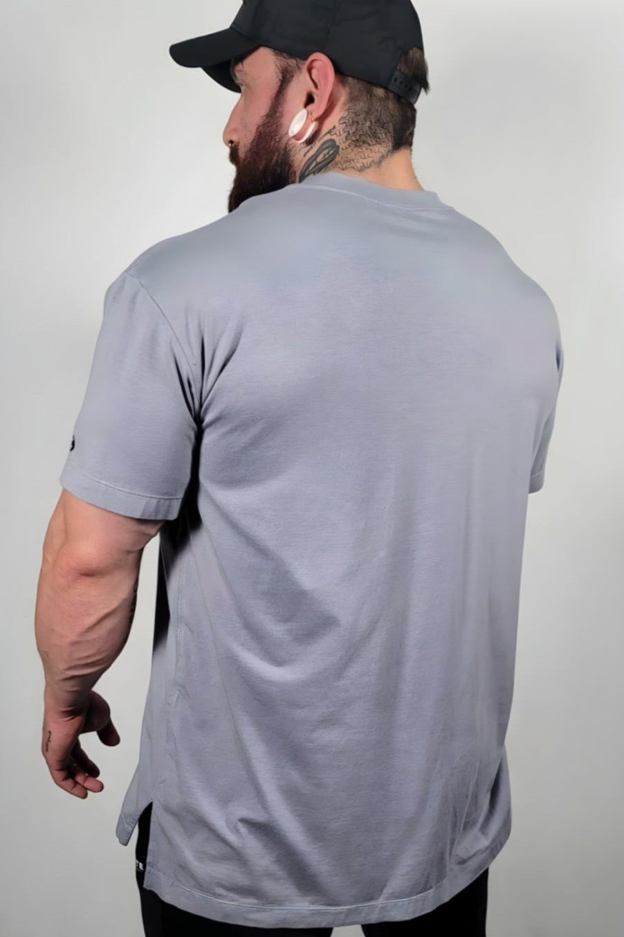 premiumwear,activewear,gymwear,apparel,athletic,bodybuilding,fitness,sport,gym,Labrute,men,man,homme,Canada,Québec,clothing,vetement,tshirt,gris,gray,grey,labrutestrength,labrutenation,eco,bio,coton,cotton,bambou,bamboo,ethique