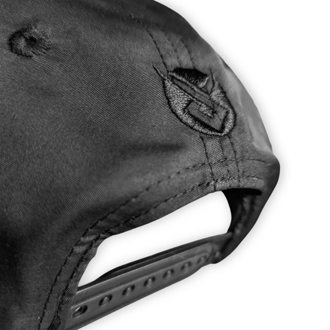 Labrute,brutestrength,premiumwear,activewear,gymwear,apparel,Canada,Québec,casual,clothing,caps,hat,casquettes,accessories,accessoires,fit,black,noir,recycle,nylon5