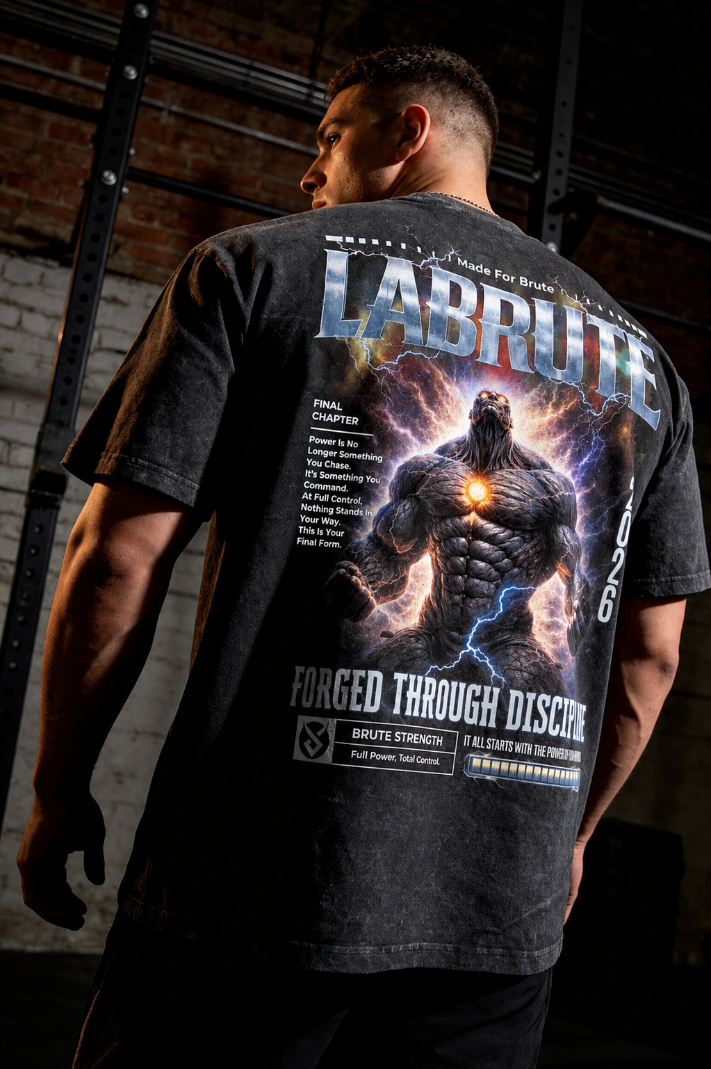 Tshirt oversized vintage noir Labrute  pour le gym ou de tous les jours, design au Canada, produit du Québec, parfait pour les bodybuilders, la musculation, graphique style cartoon rock metal, power within collection, pour un fort mindset , très confortable durable doux et de qualité,Labrute vintage black oversized t-shirt for the gym or everyday, design in Canada, product from Quebec, perfect for bodybuilders, bodybuilding, cartoon rock metal style graphic, power within collection, for a strong mindset